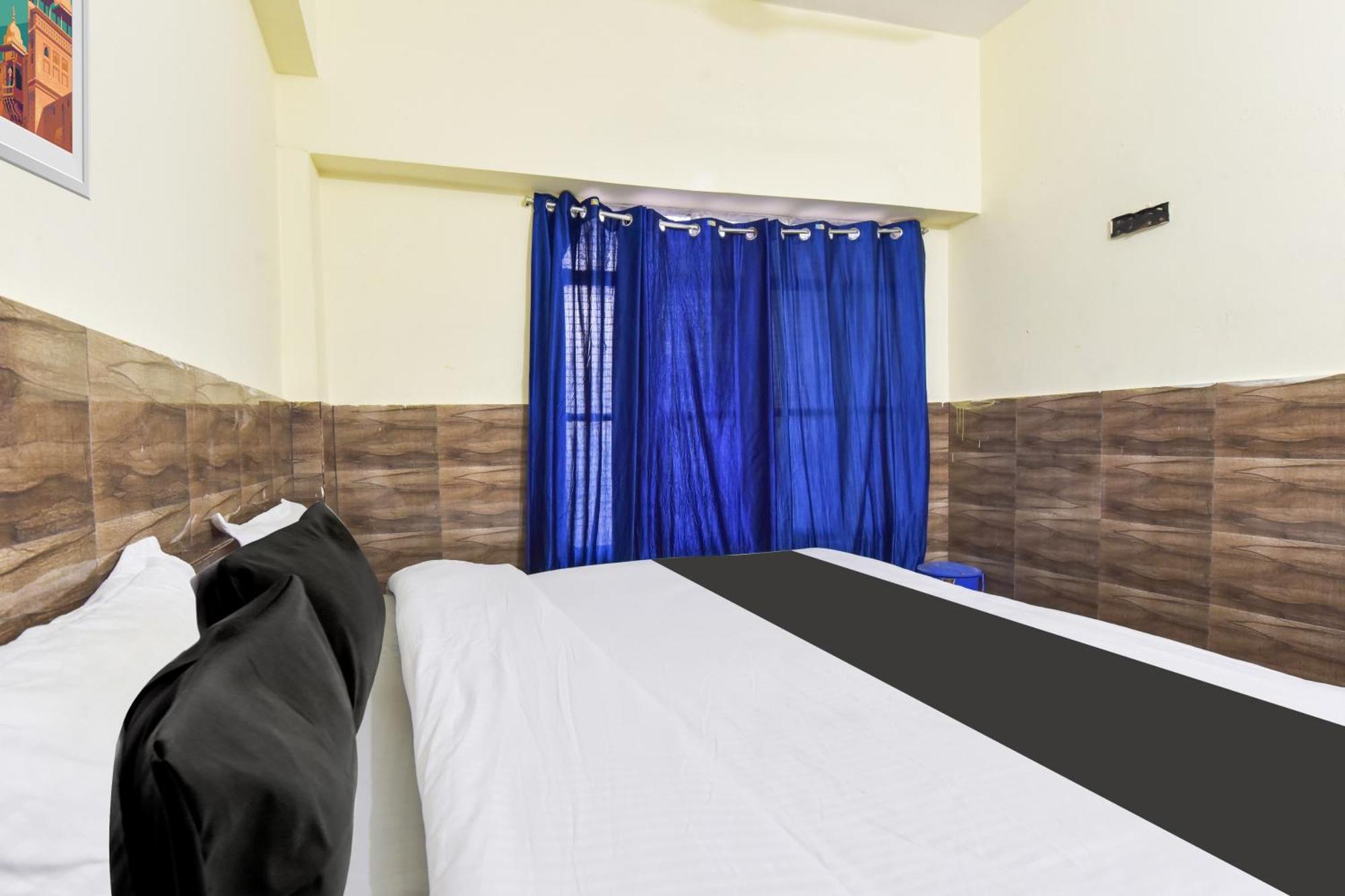 Hotel O Jk Laxmi Karnaprayāg Eksteriør billede