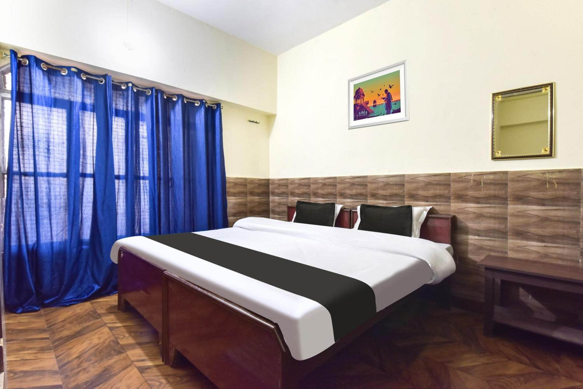 Hotel O Jk Laxmi Karnaprayāg Eksteriør billede